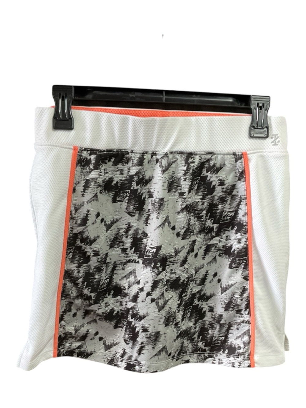 IZOD Golf Women's Performance Skort - White with Gray Abstract Print & Coral